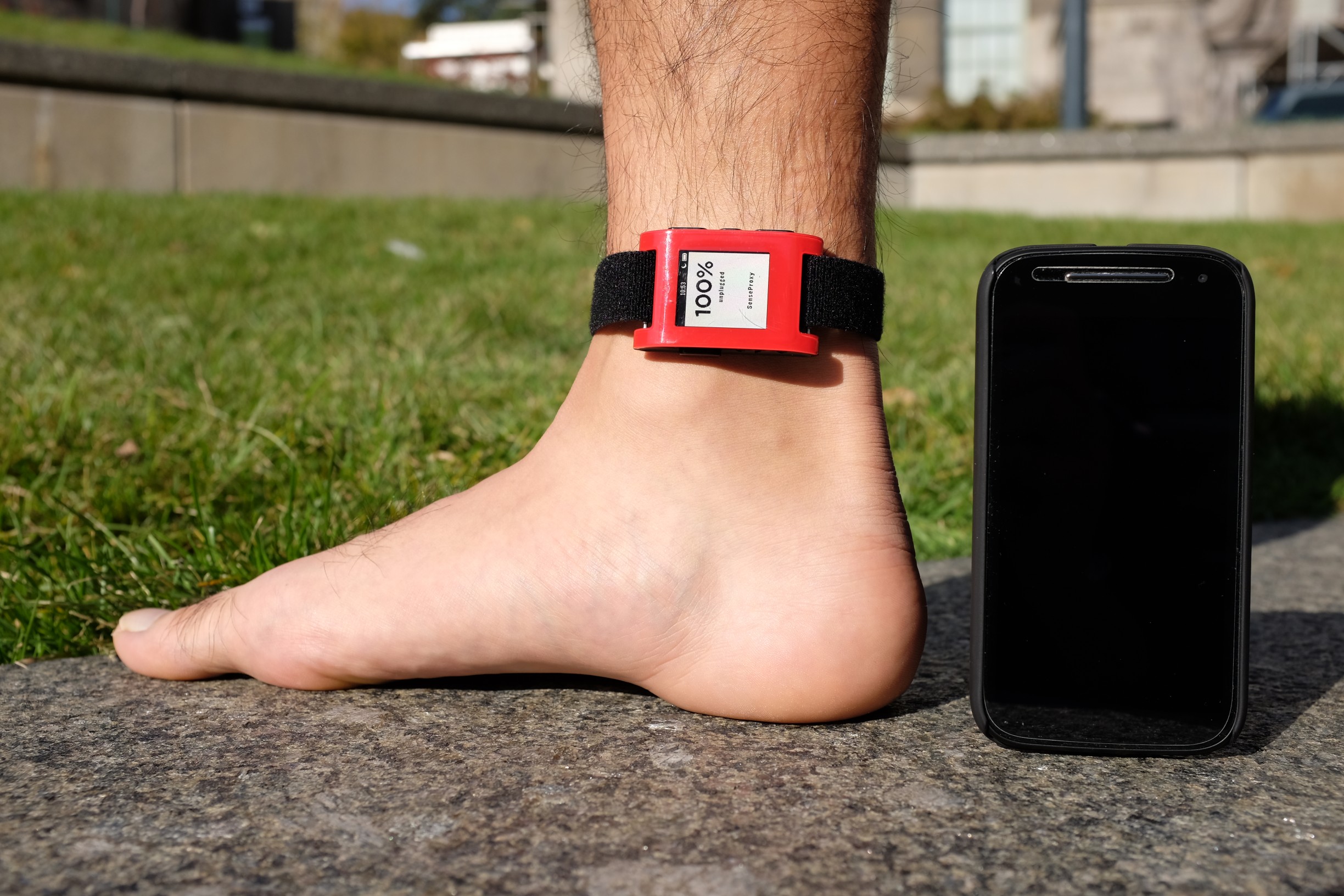 pebble and smartwatch